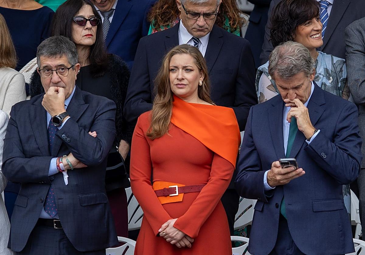 El líder del PP, Alberto Núñez Feijóo, en el desfile