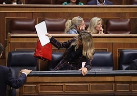 Sumar cierra una semana negra con su pulso fallido a Moncloa