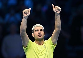 Carlos Alcaraz, sobre salir de fiesta: «A mí me gusta. Yo creo que puedes salir por la noche pero ser un profesional de pies a cabeza, priorizar el trabajo siempre e intentar ser mejor»