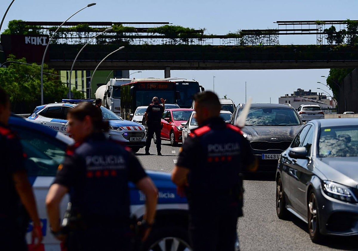 Los Mossos d'Esquadra buscan a Puigdemont