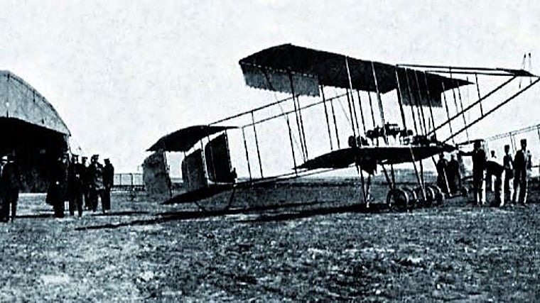 Primeros aviones en Cuatro Vientos