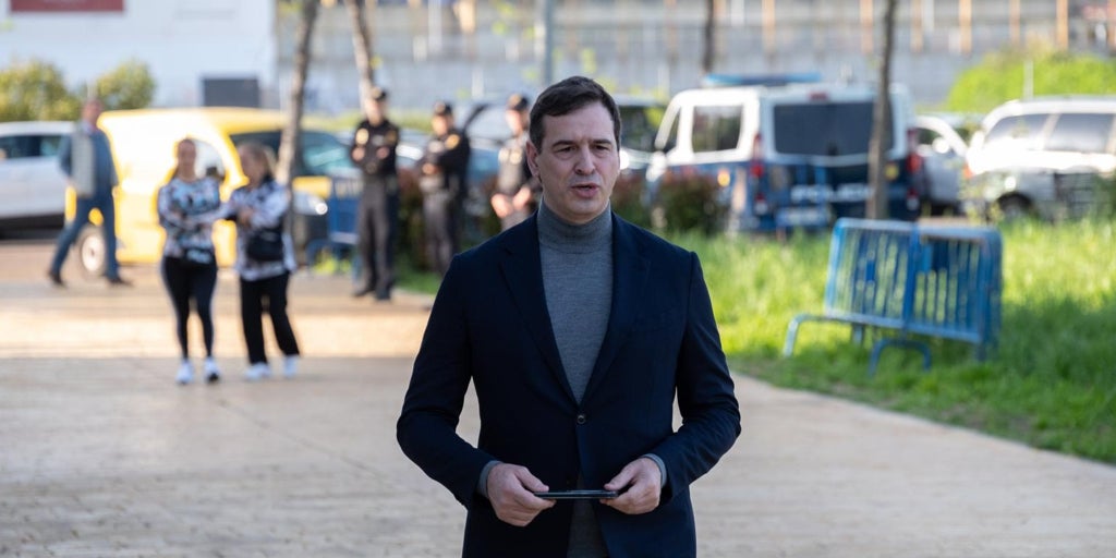 Pierde el PSOE, gana tiempo el hermano de Sánchez