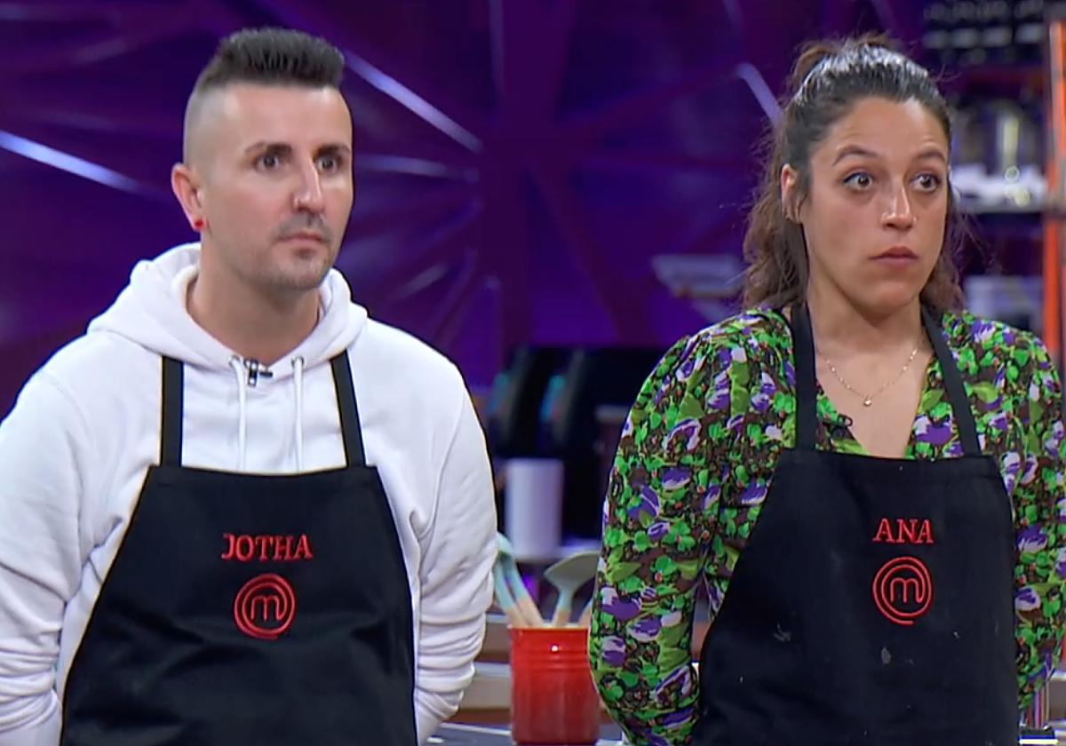 Jotha y Ana, durante el programa 23 de 'Masterchef 11', antes de la expulsión
