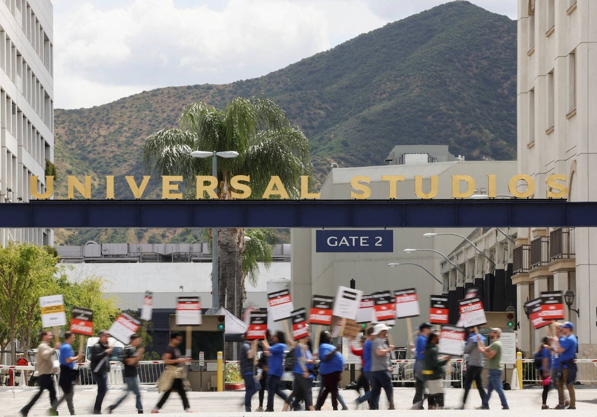 Guionistas de Hollywood en huelga