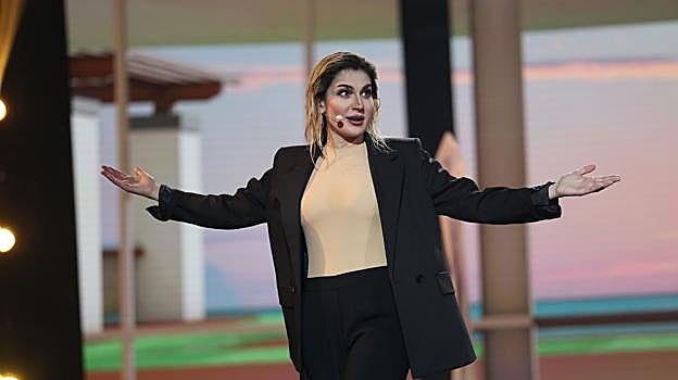 Así fue la actuación de Sandra Golpe como Miley Cyrus