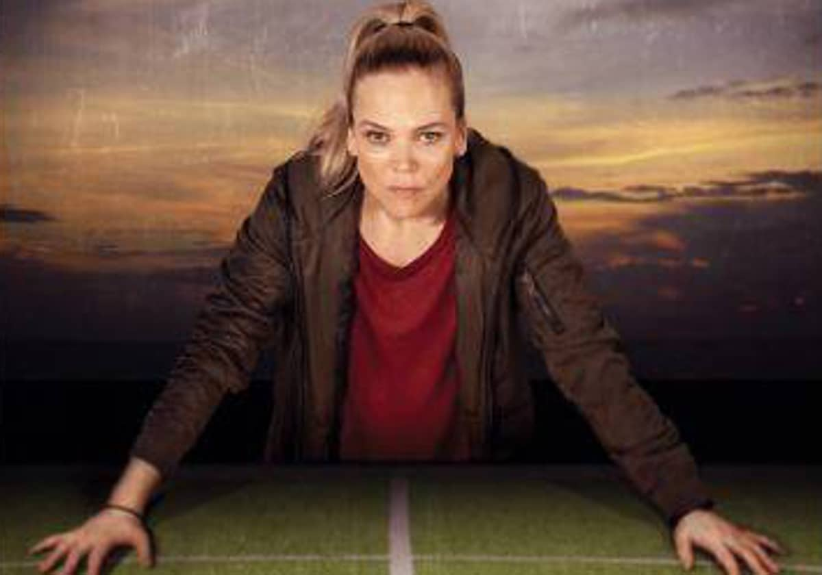 La miniserie perfecta para este domingo, con mucho fútbol y una mujer como  protagonista