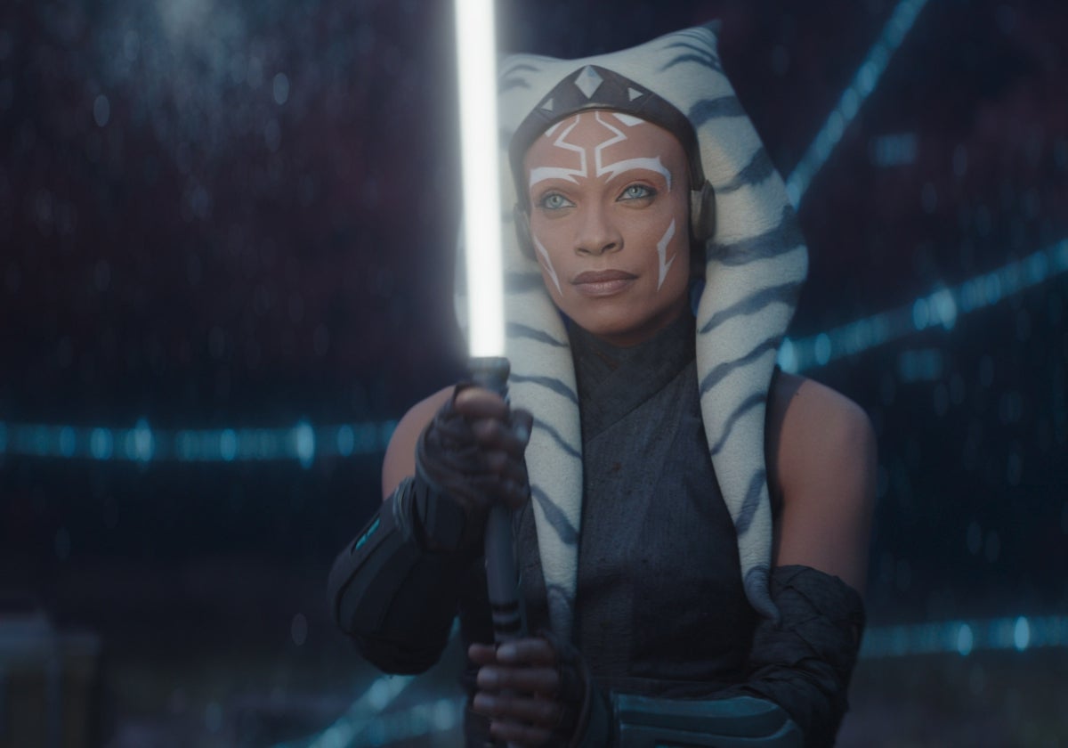 Ahsoka Tano, interpretada por Rosario Dawson