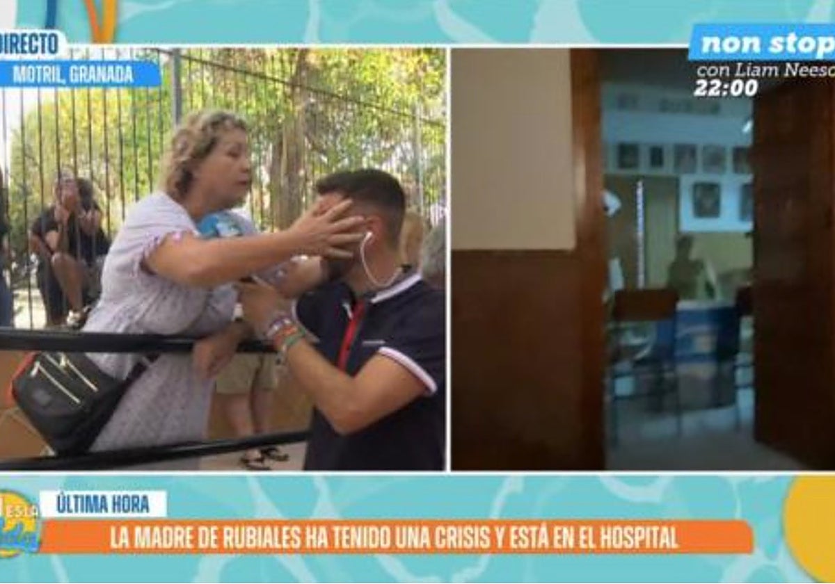 La mujer se avalanzó sobre el reportero de 'Así es la vida' para darle un beso.