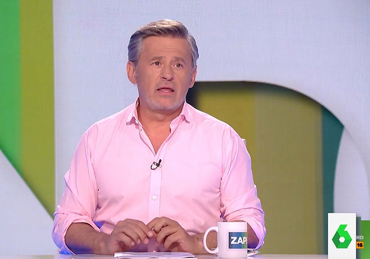 Miki Nadal está presentando estos días 'Zapeando'.
