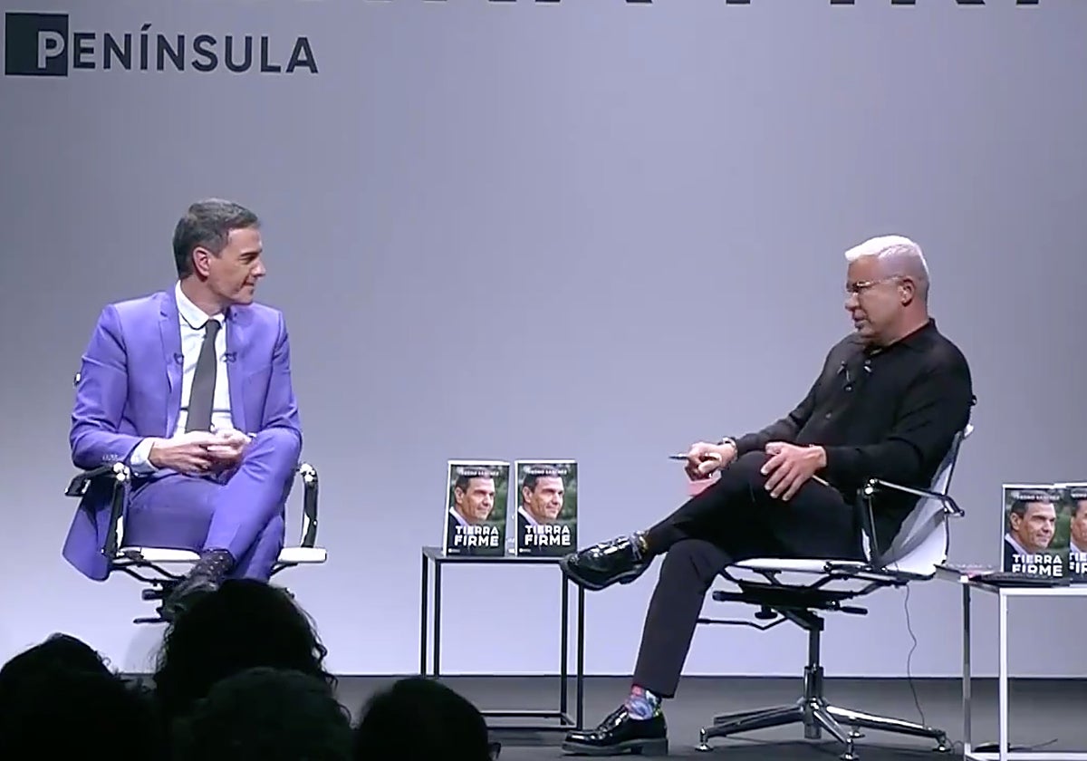 Jorge Javier Vázquez ha hecho una comprometida pregunta a Pedro Sánchez sobre Ana Rosa Quintana en la presentación de 'Tierra firme'.