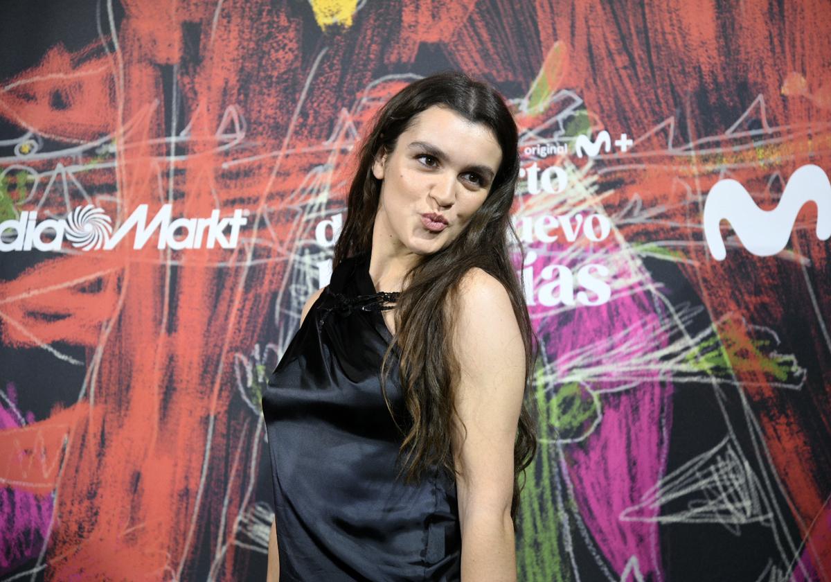 Amaia, «líder» de Stella Maris, anoche en el photocall del Concierto de año nuevo de 'La mesías'