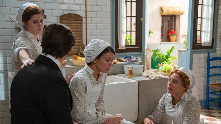 Sara Molina, Mario García, Andrea del Río y Ana Garcés interpretan a María Fernández, Salvador, Teresa y Jana en 'La Promesa'