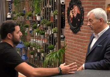 Carlos Sobera frena a un soltero tras su inoportuno comentario sobre feminismo: «Antes de que sigas ...»