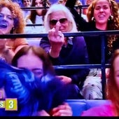 'El Hormiguero', paralizado tras la 'peineta' de una mujer del público: «Señora, tranquilícese»