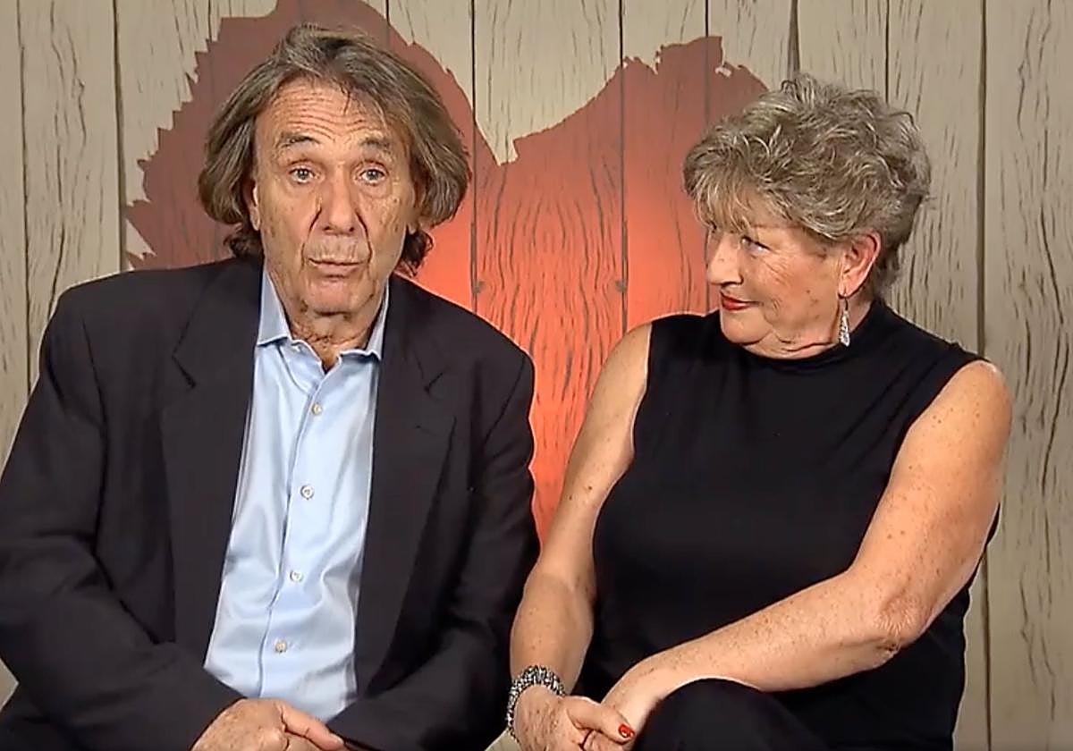 La mujer que se hizo viral por defender a Pablo Iglesias vuelve a &#039;First Dates&#039;, pero la política arruina de nuevo su cita: «Radical contra la estupidez»