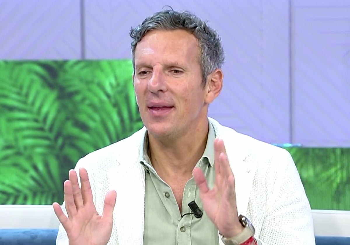 Joaquín Prat se ha dirigido desde su puesto en 'Vamos a ver' a un concursante de 'Supervivientes' por lo que calla de Ángel Cristo.