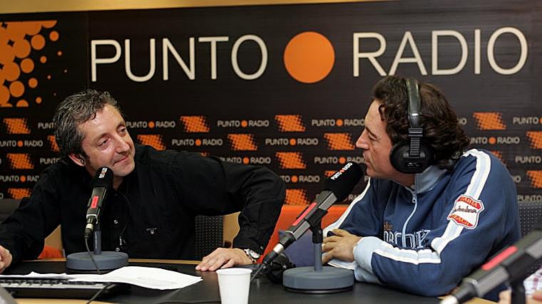 Josep Pedrerol y 'Pipi' Estrada en 'El Mirador', de Punto Radio, en 2006