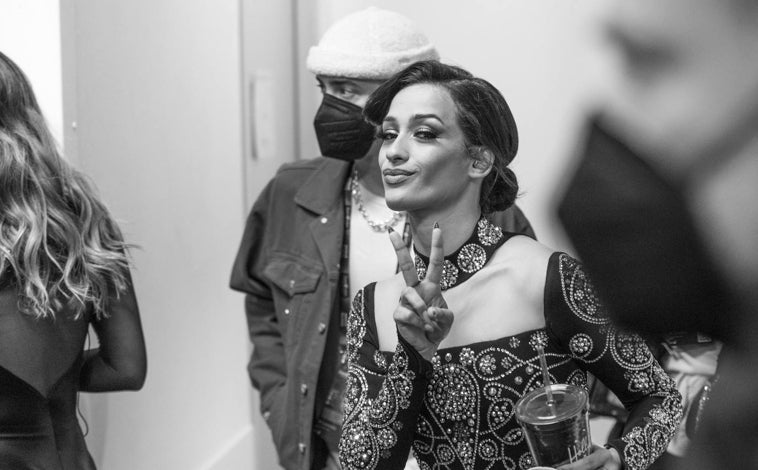 Imagen principal - Chanel durante los ensayos y el green room en Eurovisión 2022