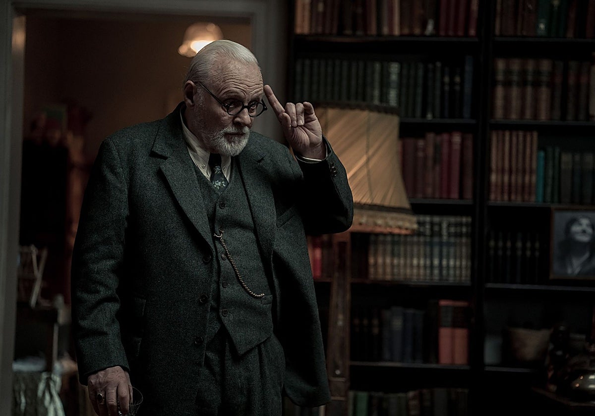 Crítica de &#039;La última sesión de Freud&#039; (**): Una tarde de charla entre un ateo y un cristiano