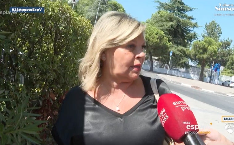 Imagen principal - 'Espejo Público' ha criticado duramente a Terelu Campos por un 'encontronazo' ante las cámaras por la muerte de Caritina Goyanes.