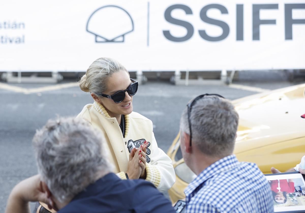 Noémie Merlant, a su llegada a la 72 edición del Festival de Cine de San Sebastián,