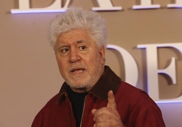 Pedro Almodóvar: «El alboroto que hay en la vida política es inaguantable»