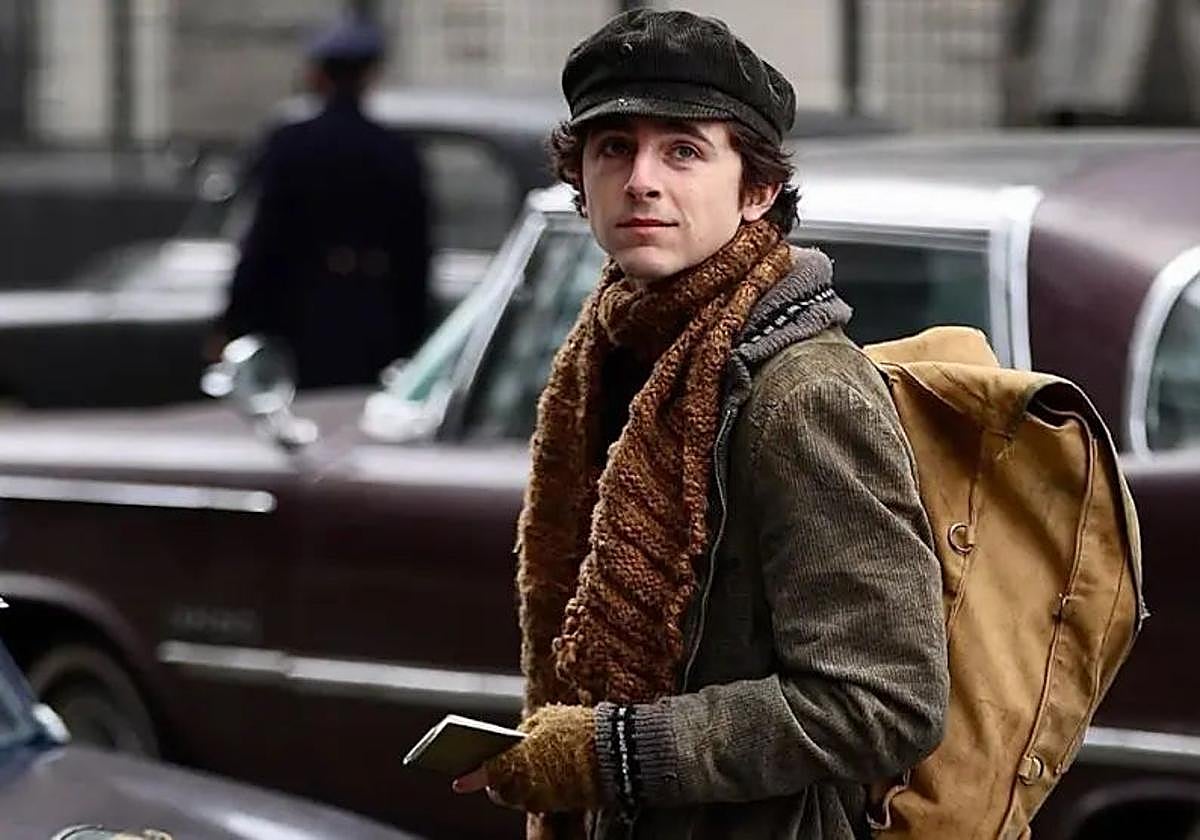 Timothée Chalamet, en el papel de Bob Dylan