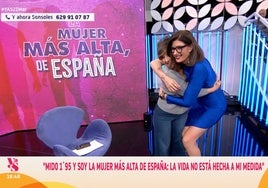 La vida siendo la mujer más alta de España: «El mundo no está hecho a mi medida»