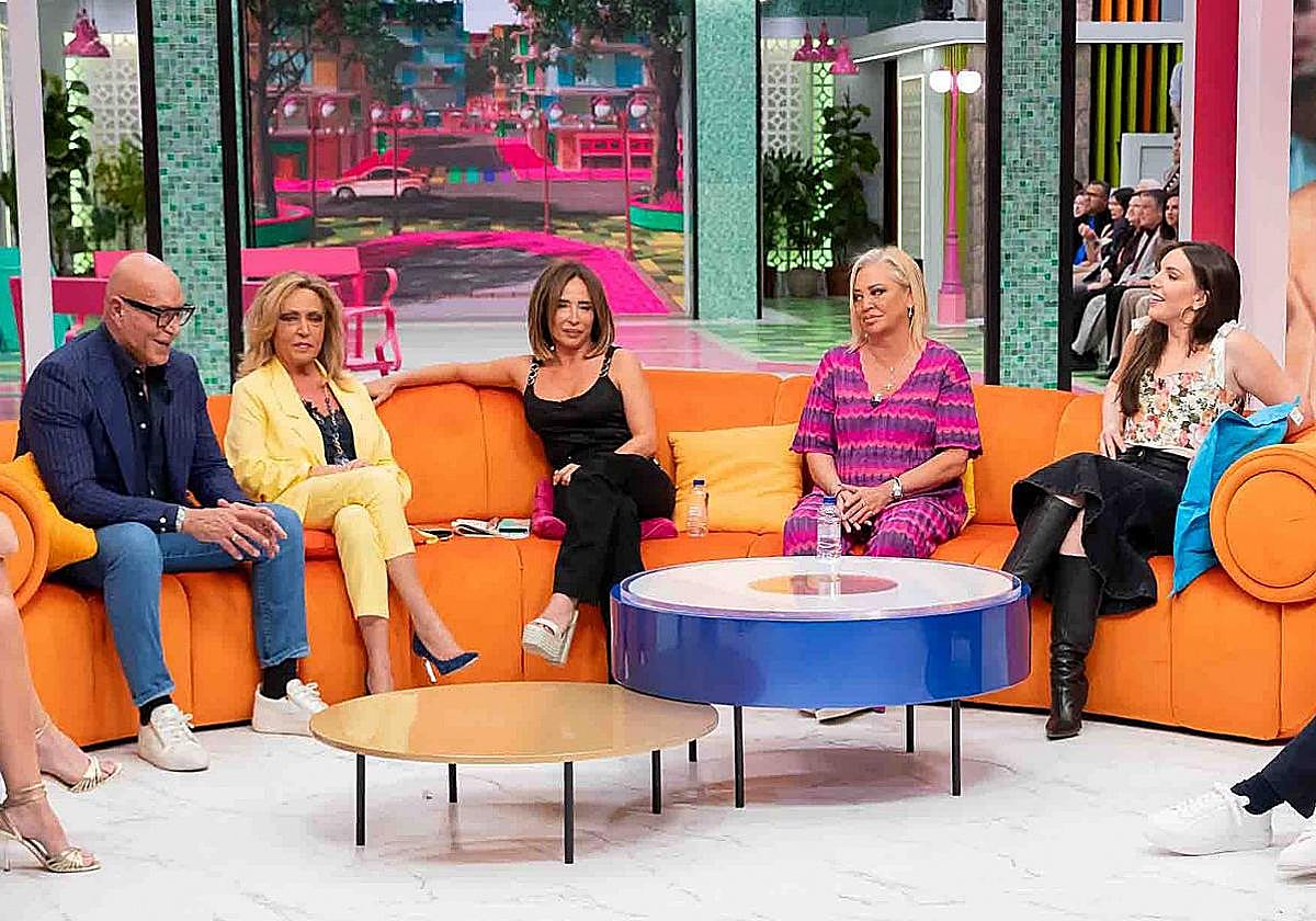 Los trabajadores de RTVE, contra 'La familia de la tele': «¿Hasta cuánto tiene que caer para cancelar el programa?»