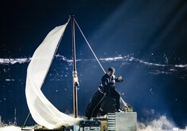 ¡Ay, quién maneja la barca del austriaco, quién, que a la victoria le lleva, quién!