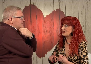 Una soltera 'huye' de su cita al conocer su verdadera ideología política: «No quiero»