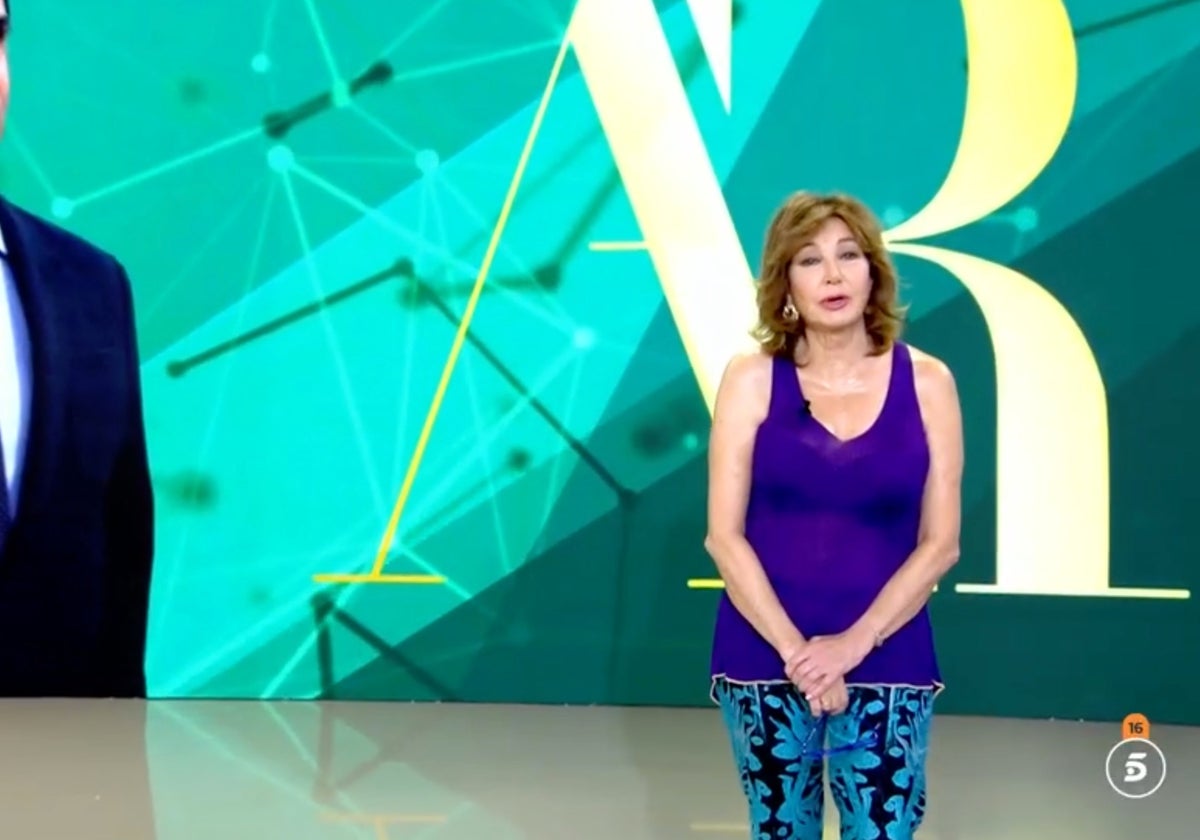 Ana Rosa Quintana ha sido pillada por una cámara traicionera de 'El programa de Ana Rosa'.