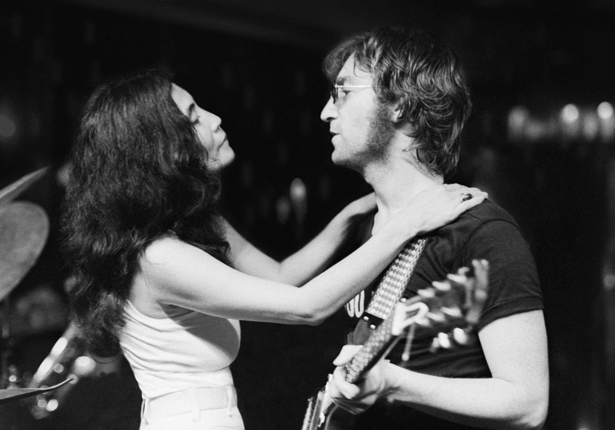 Yoko Ono y John Lennon, en una imagen de 1972