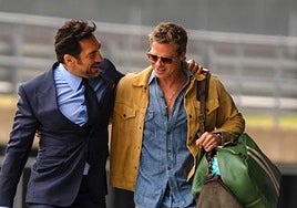 Carlos Sainz va al cine a ver 'F1' y advierte sobre la película de Brad Pitt y Javier Bardem: «Solo diré que...»