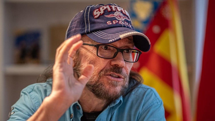 Santiago Segura explica qué está frenando el rodaje de la nueva película de 'Torrente': «Es lo que está lastrando su regreso»