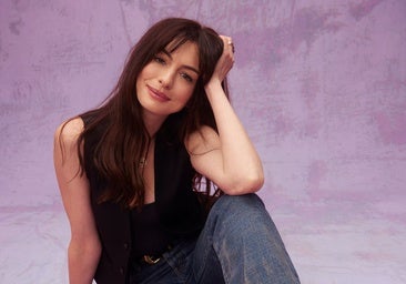 Anne Hathaway: el regreso de la princesa (y de la asistente de Miranda Priestly)