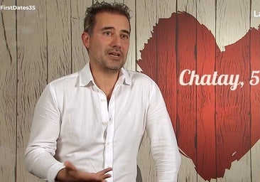 Un actor turco acude a 'First Dates' y acaba perplejo por la desconcertante actitud de su cita: «Perdimos el control»