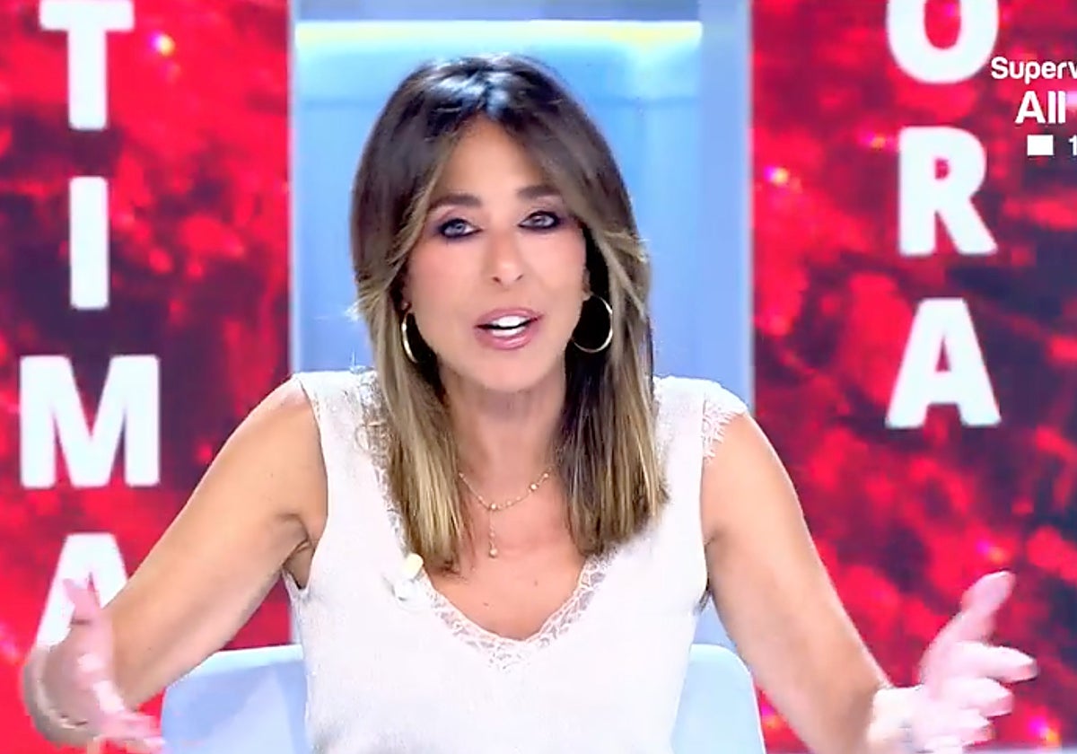 Ana Terradillos, presentadora de 'La mirada crítica', ha lanzado un sonoro 'zasca' a Pedro Sánchez.