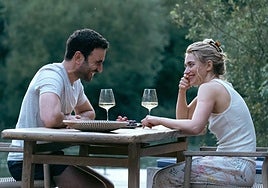 Brett Goldstein desafía al algoritmo en 'Contigo, todo': «Necesitamos contar historias para sobrevivir»