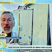 Amenazado, endeudado y obligado a vivir en un contenedor tras heredar una casa 'maldita' con okupas