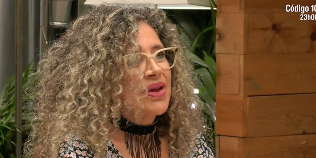 Un soltero falangista cabrea a su cita por hablar del feminismo en unos controvertidos términos: «Machista no, lo siguiente»