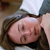 Renate Reinsve, en una escena de 'Valor sentimental'