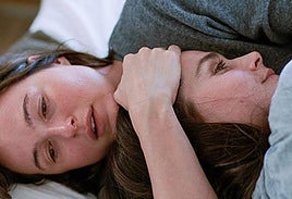 Crítica de 'Valor sentimental' (****): Un drama enérgico y bergmaniano en la casa de muñecas de Ibsen