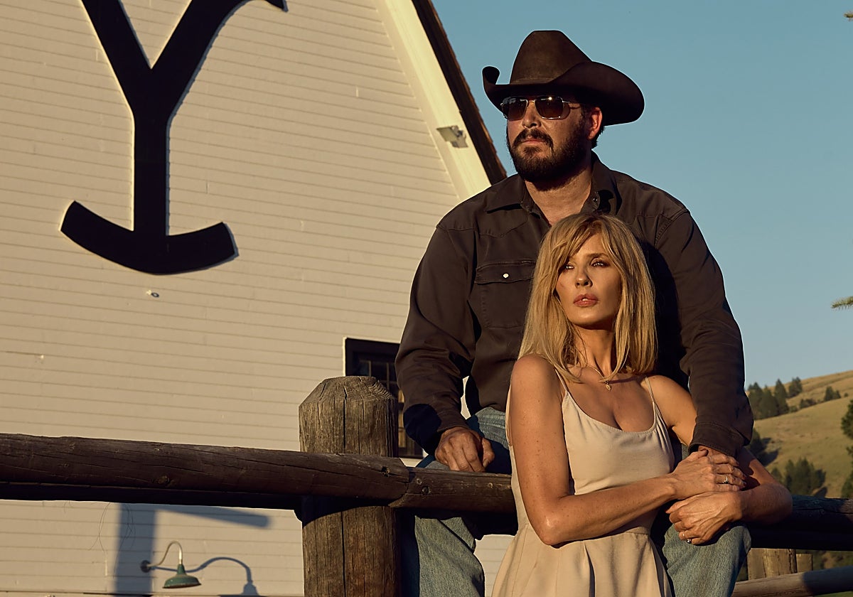 Una escena de Beth y Rip en 'Yellowstone'