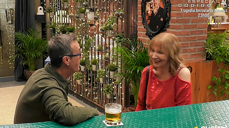 First Dates: Una soltera se rebela contra el guion, negándose a revelar una importante información: «Es la única pregunta que no contesto»