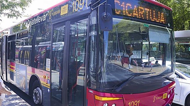 Cómo llegar en autobús de Tussam al Circo de Sol de Sevilla