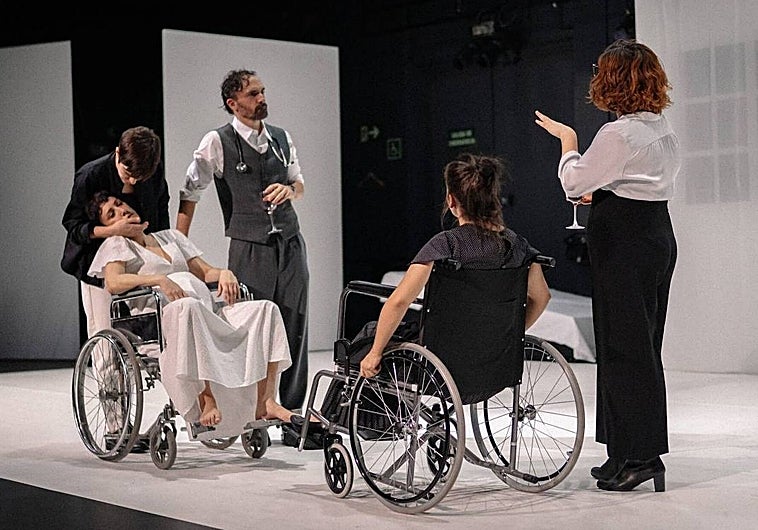 Representación de la obra 'La voluntad de creer' de Pablo Messiez