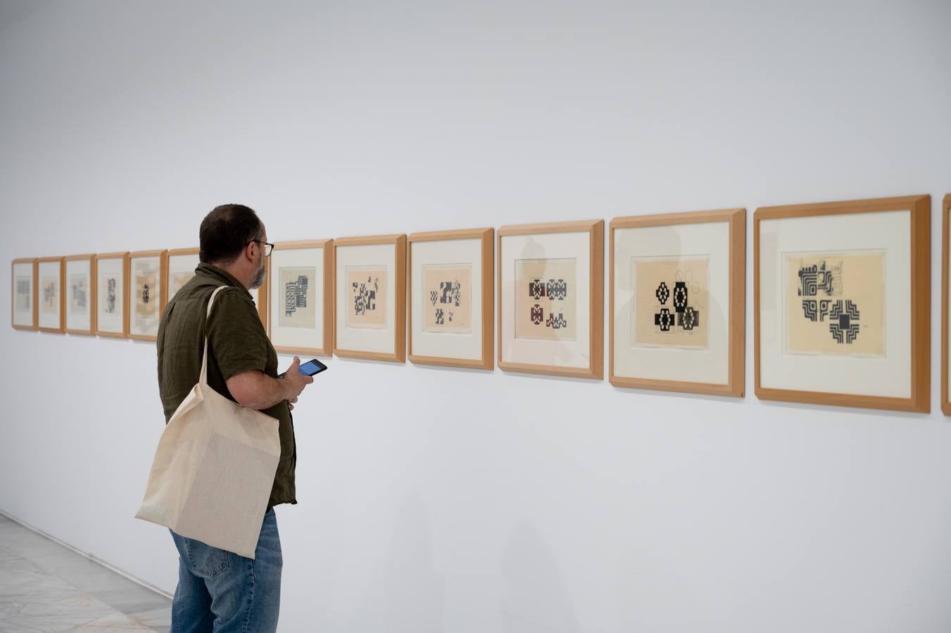 La muestra 'Manuel Barbadillo. Arte combinatoria' presentada en el Centro Andaluz de Arte Contemporáneo