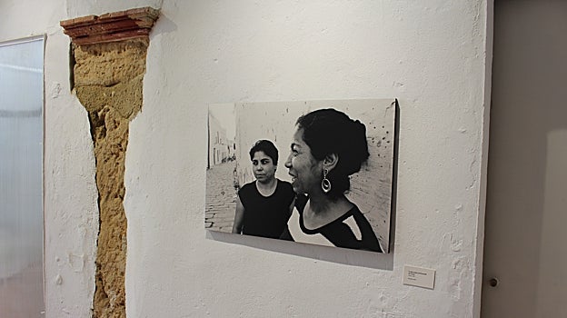 La muestra contiene imágenes inéditas de Fernanda y Bernarda de Utrera