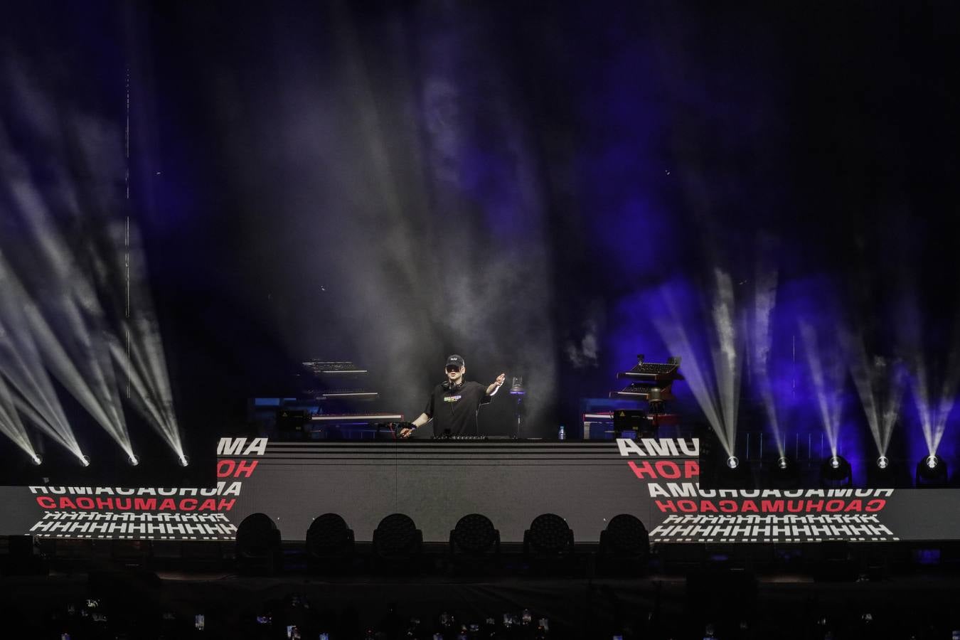 Concierto de Bizarrap en la Plaza de España para el Icónica Sevilla Fest